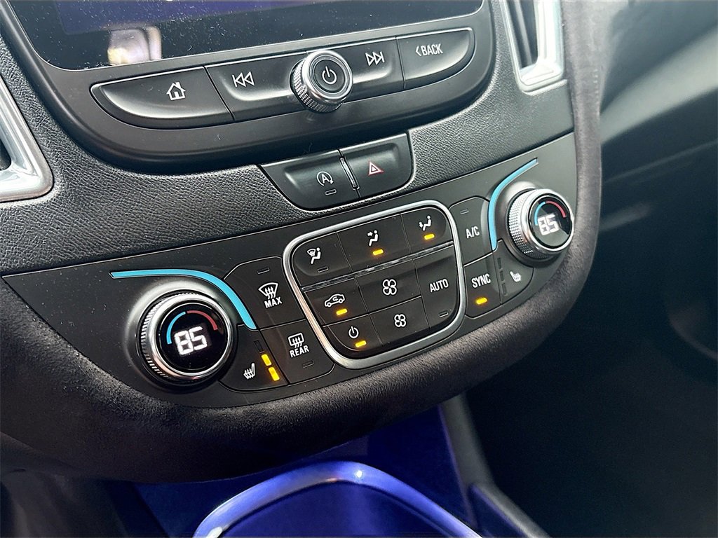 Used 2020 Chevrolet Malibu LT image 16