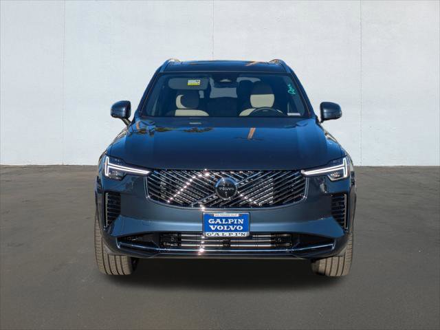 New 2026 Volvo XC90 T8 Plus image 4