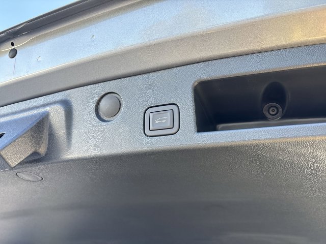 New 2027 Chevrolet Equinox RS w/ Safety and Technology Package FWD image 16