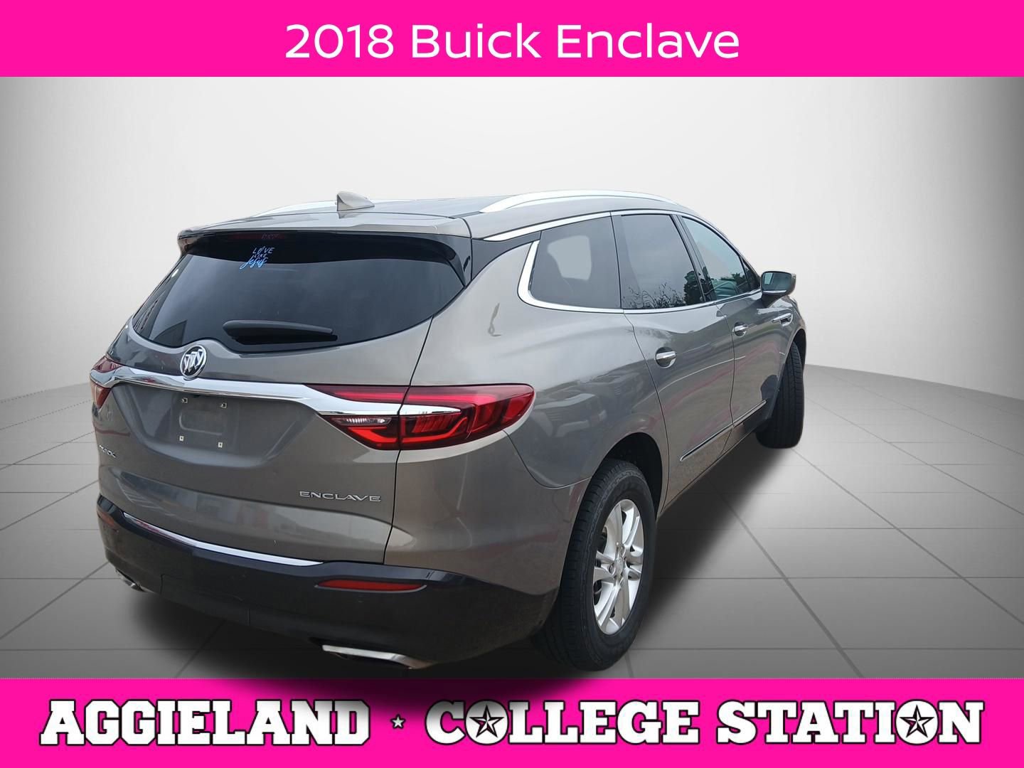Used 2018 Buick Enclave Essence FWD image 2