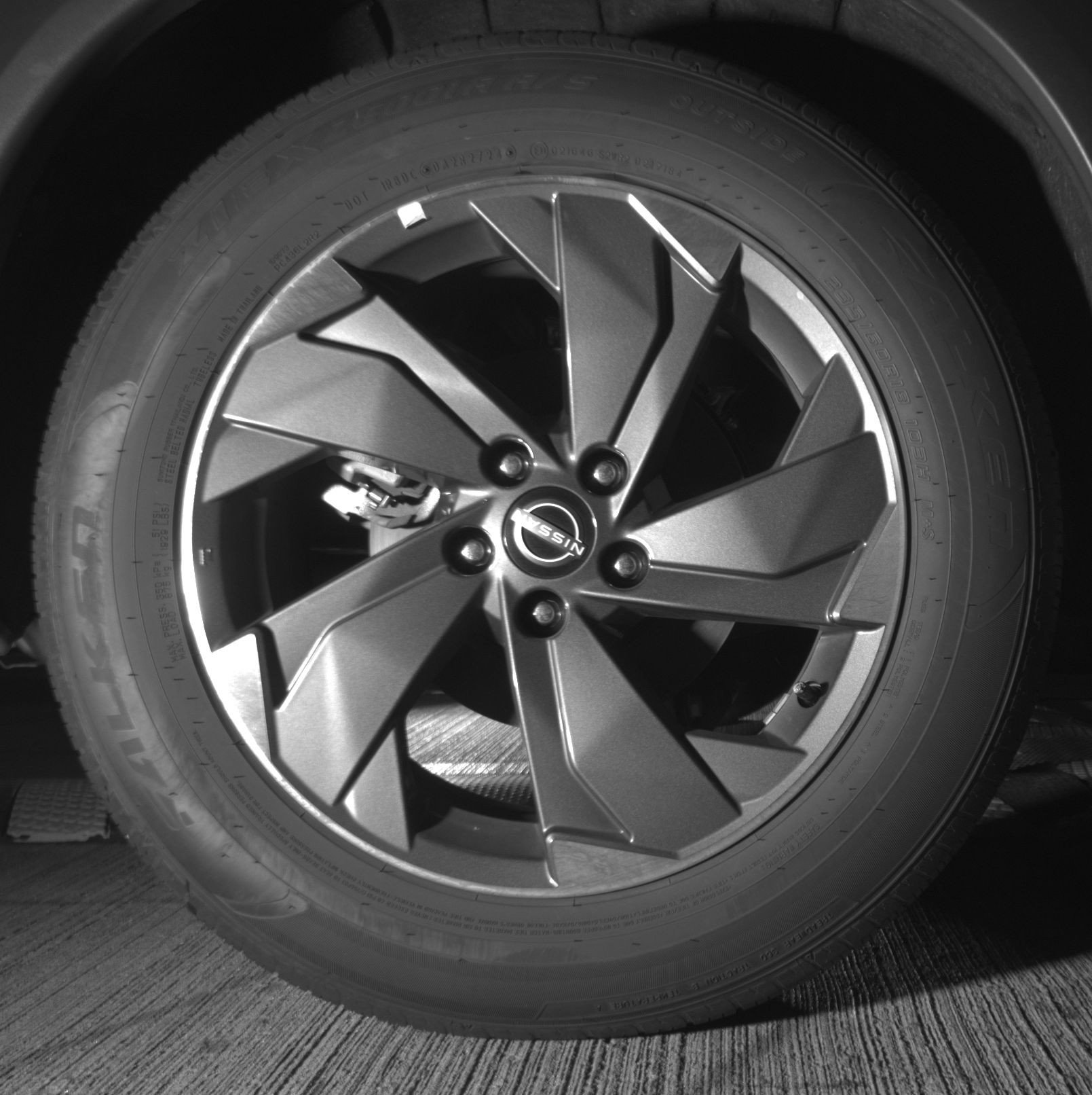 Used 2025 Nissan Rogue SV image 15