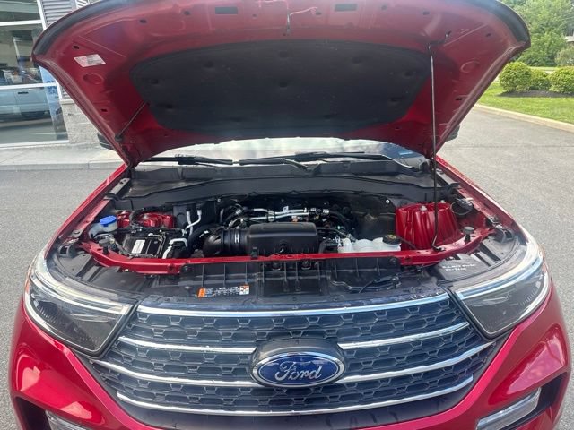 Used 2022 Ford Explorer XLT w/ Equipment Group 202A AWD/4WD image 19