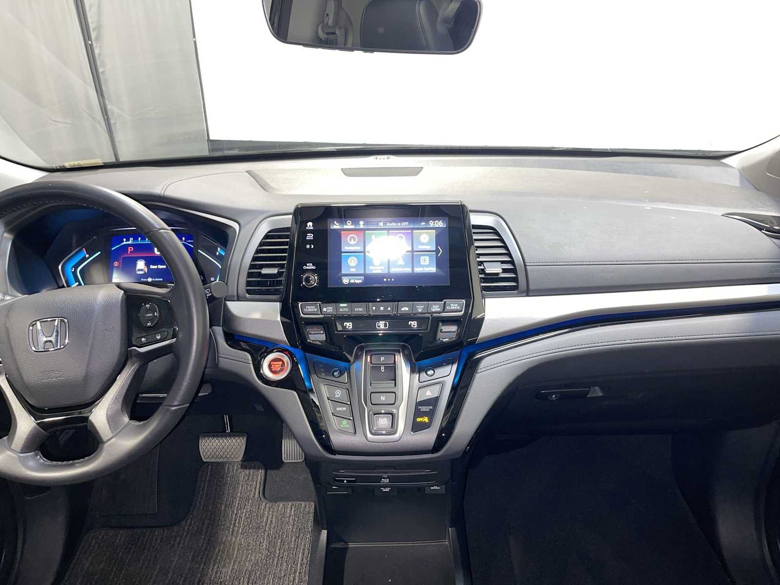 Used 2024 Honda Odyssey Touring image 10