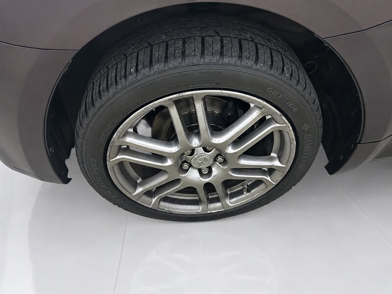 Used 2009 Scion tC FWD image 25