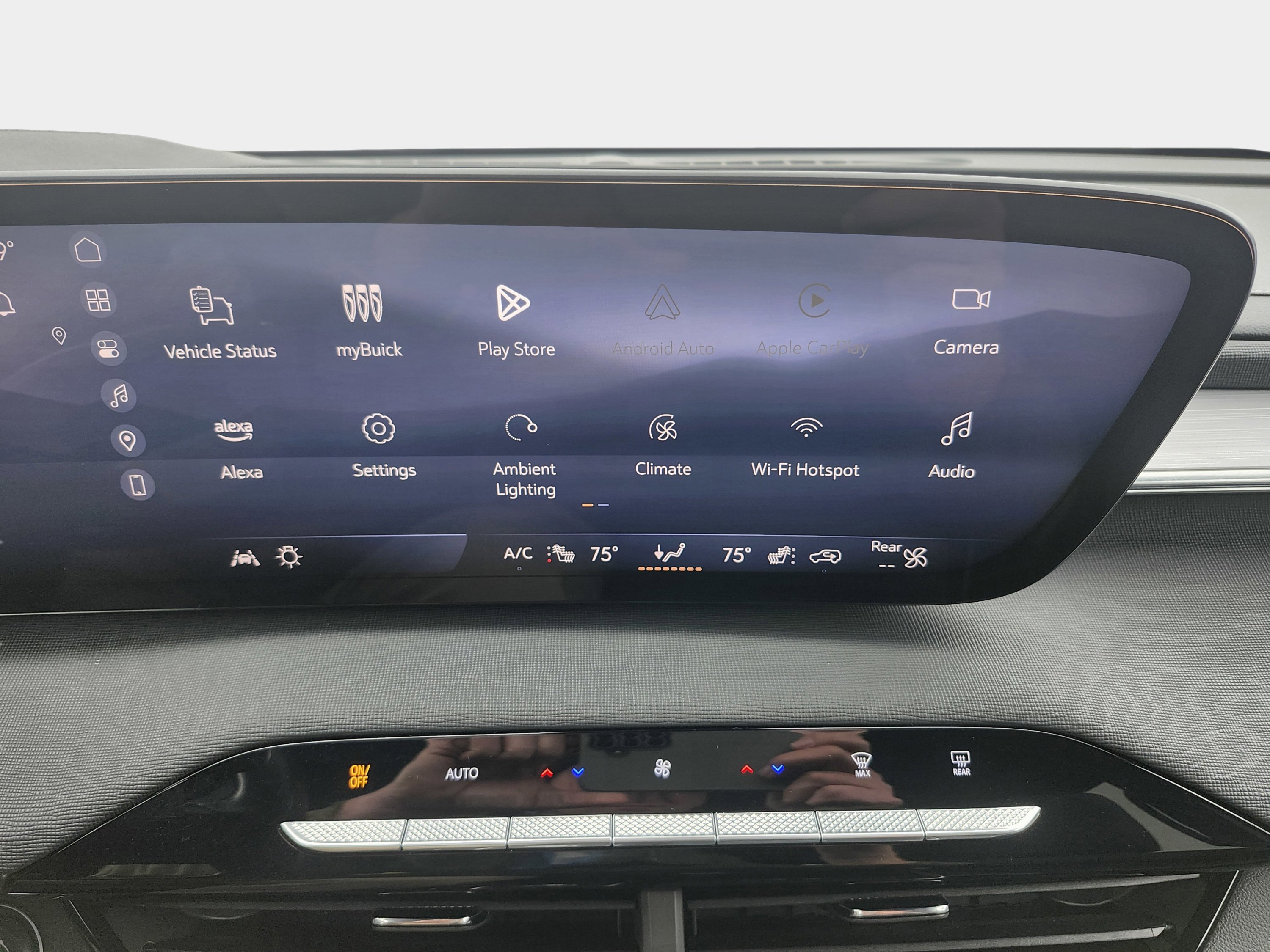 Used 2025 Buick Enclave Preferred image 22