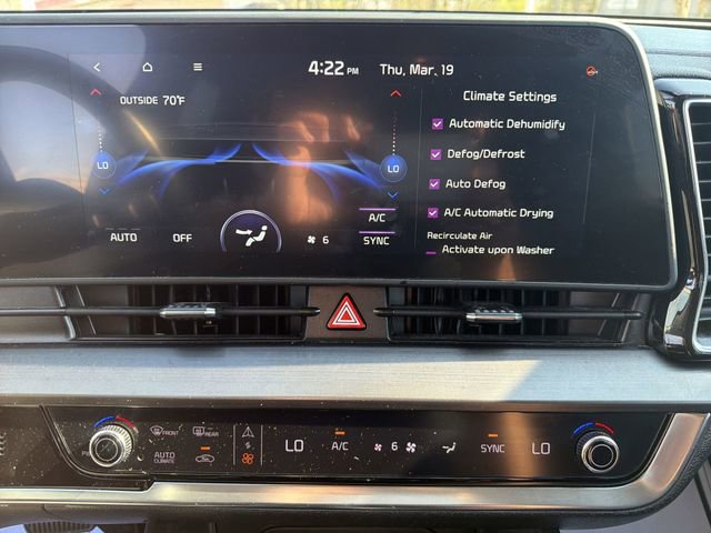 Certified 2024 Kia Sportage EX image 19