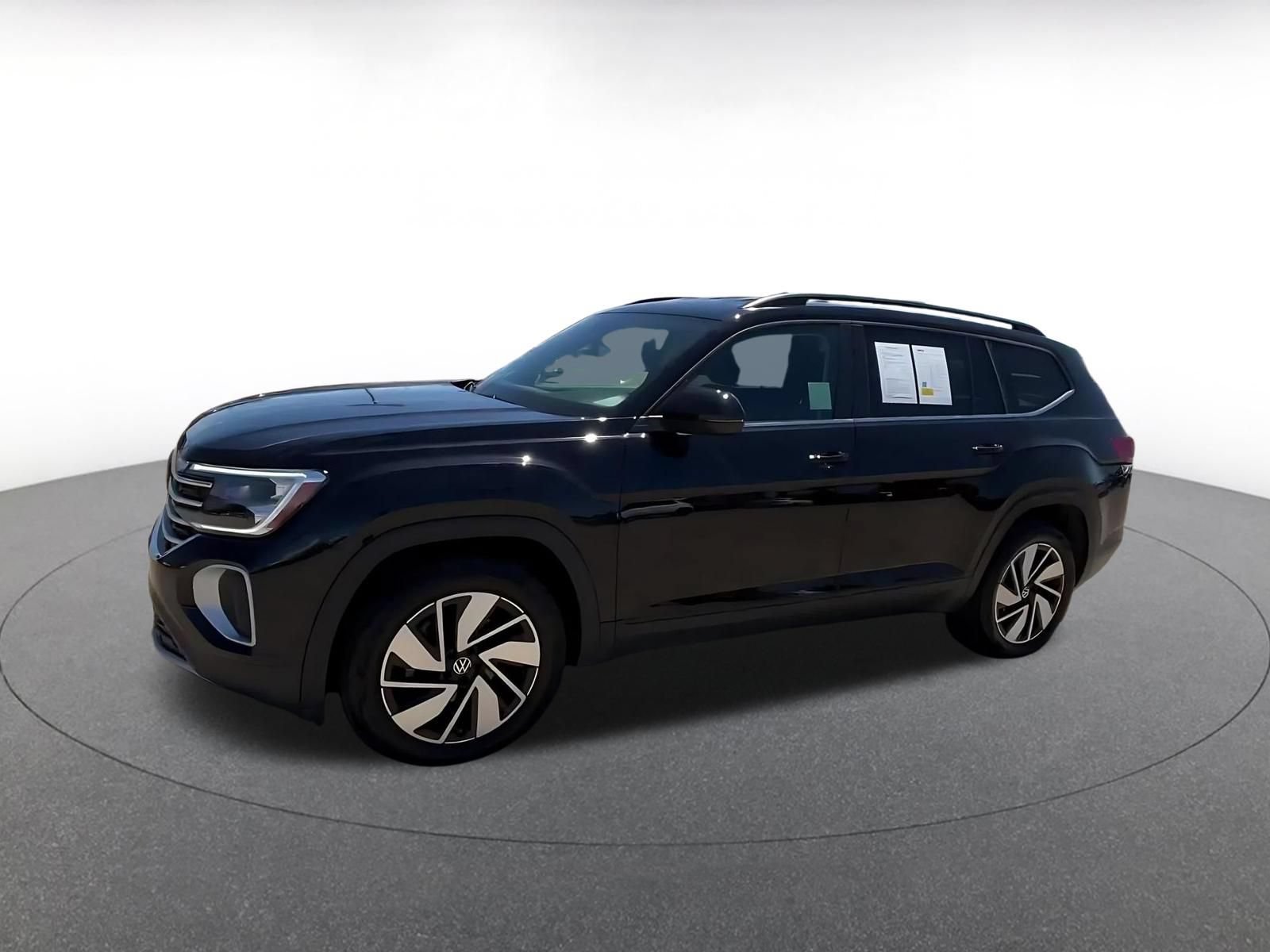 Used 2026 Volkswagen Atlas SE FWD image 8