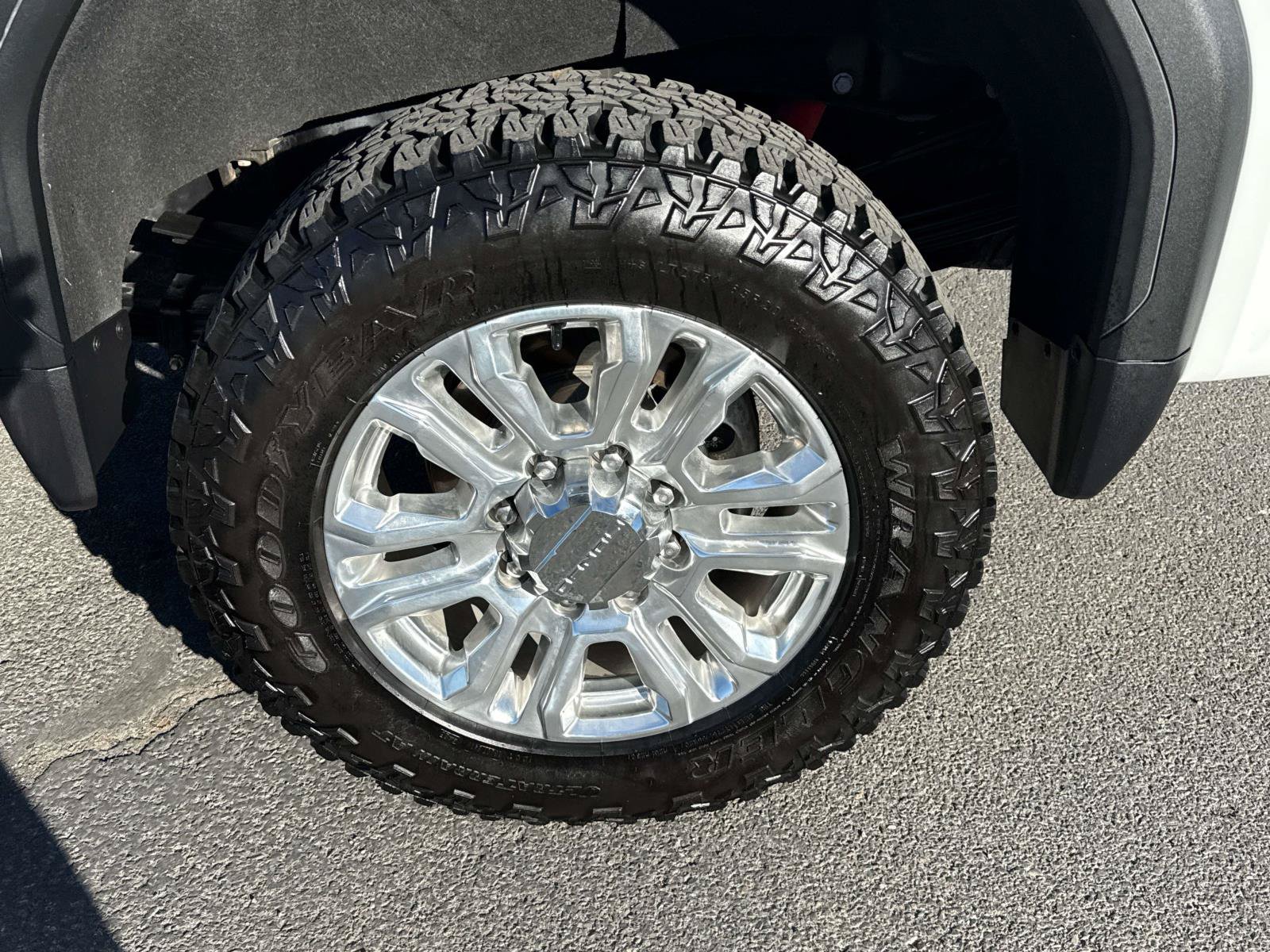 Used 2022 GMC Sierra 3500 Denali AWD/4WD image 7