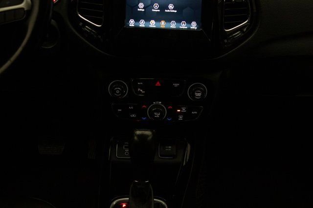 Used 2020 Jeep Compass Altitude image 23