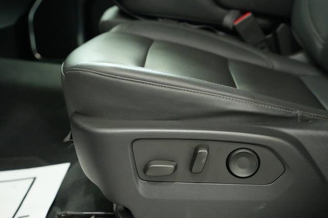 Used 2022 GMC Sierra 1500 SLT w/ X31 Off-Road Package image 16