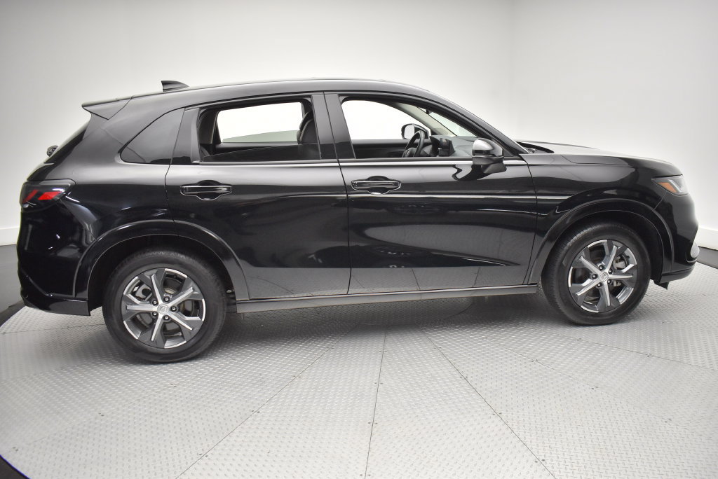 Used 2024 Honda HR-V EX-L image 4