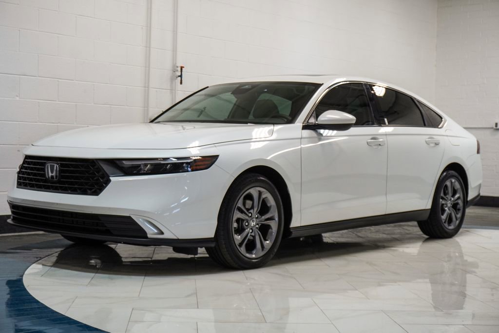 Used 2024 Honda Accord EX image 4
