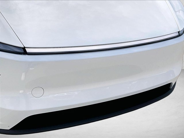 Used 2026 Tesla Model Y AWD image 27