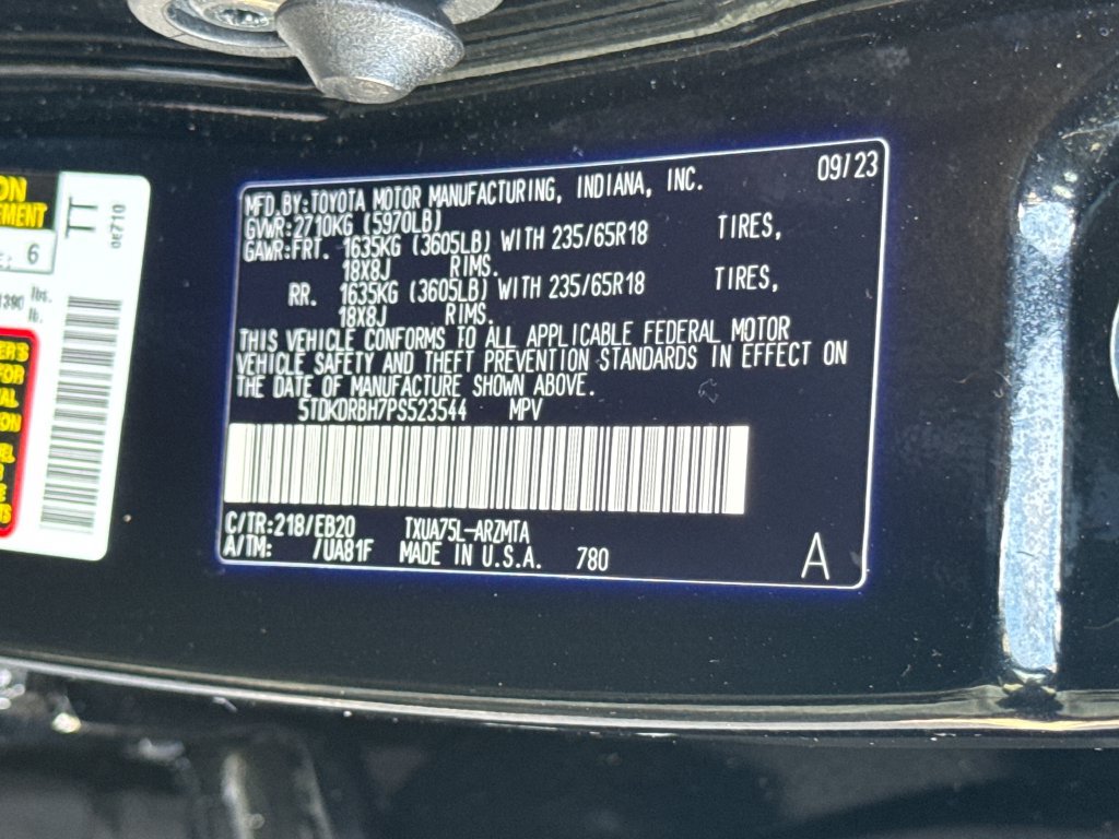 Used 2023 Toyota Highlander XLE AWD/4WD image 50