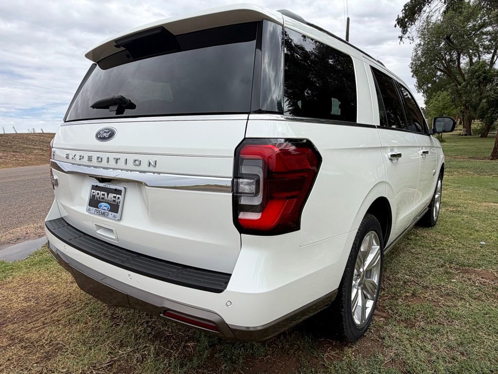 Used 2024 Ford Expedition King Ranch AWD/4WD image 8