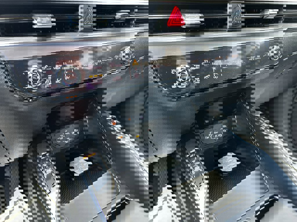 New 2026 Kia Sorento EX AWD/4WD image 21