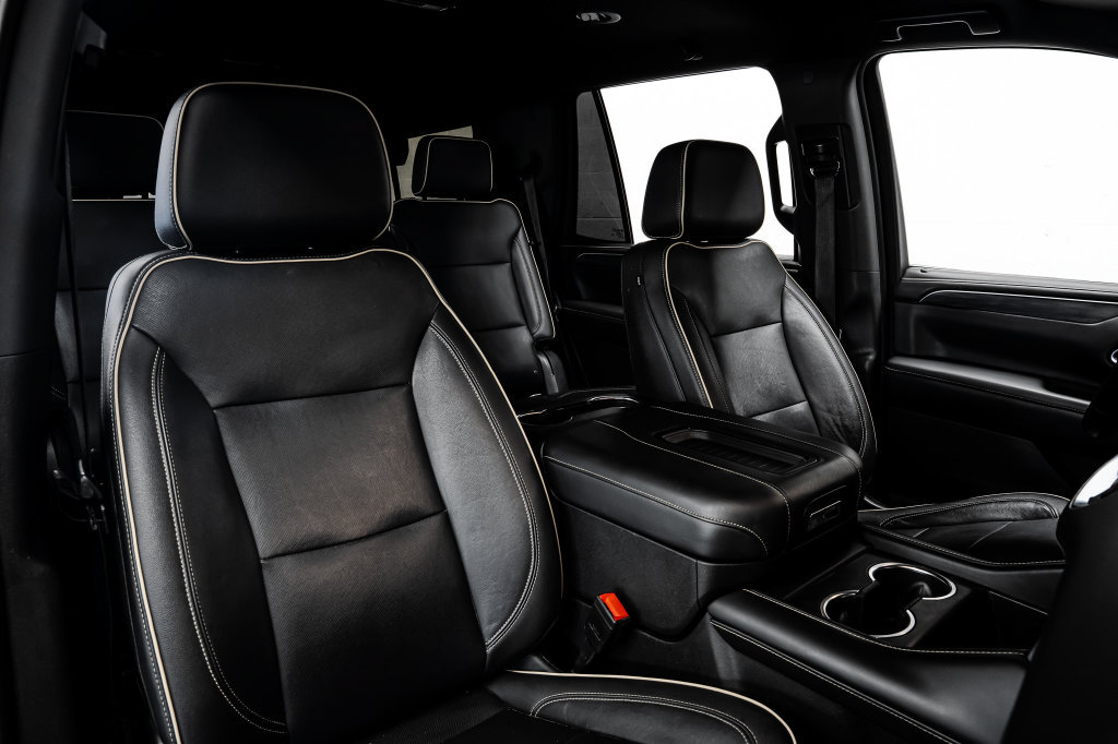 Used 2021 GMC Yukon SLT w/ SLT Luxury Package RWD image 33