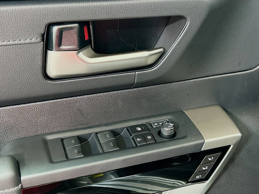 New 2026 Toyota Tundra Limited AWD/4WD image 18