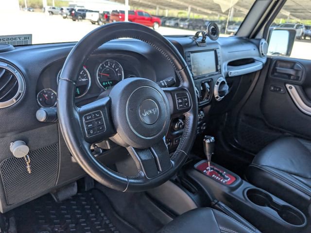 Used 2017 Jeep Wrangler Unlimited Sahara w/ Connectivity Group image 9