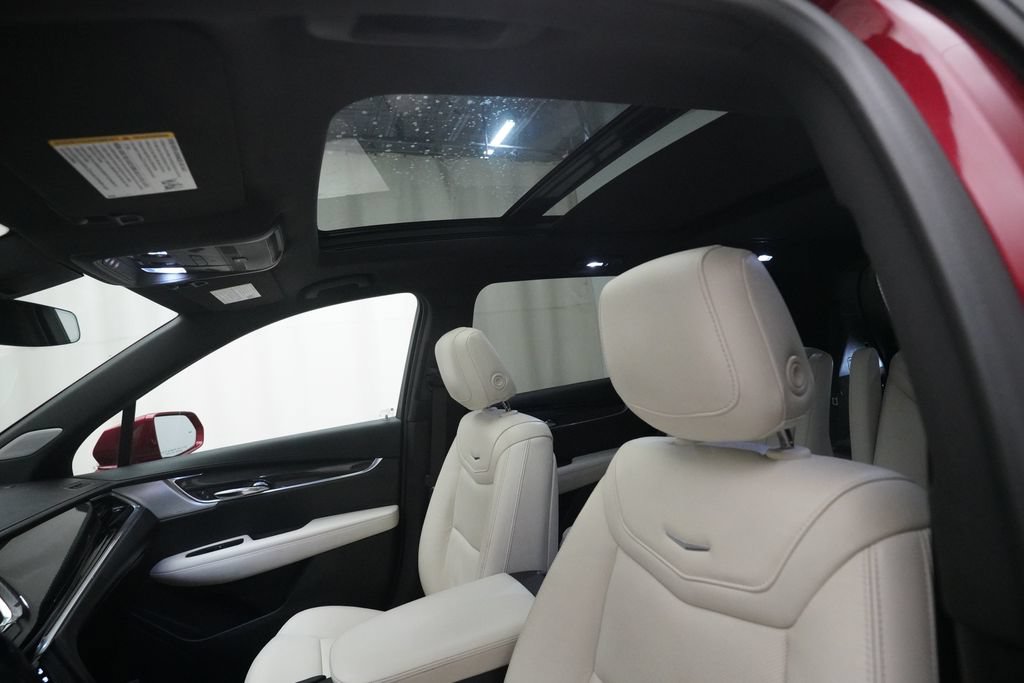 Used 2020 Cadillac XT6 Sport AWD/4WD image 31
