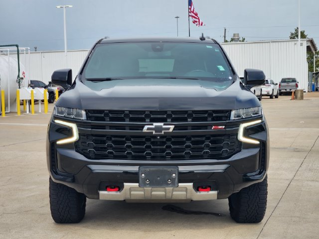 Used 2022 Chevrolet Suburban Z71 w/ Luxury Package AWD/4WD image 2