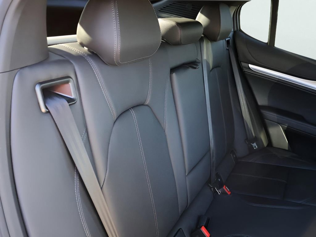 New 2025 Alfa Romeo Stelvio Sprint image 14