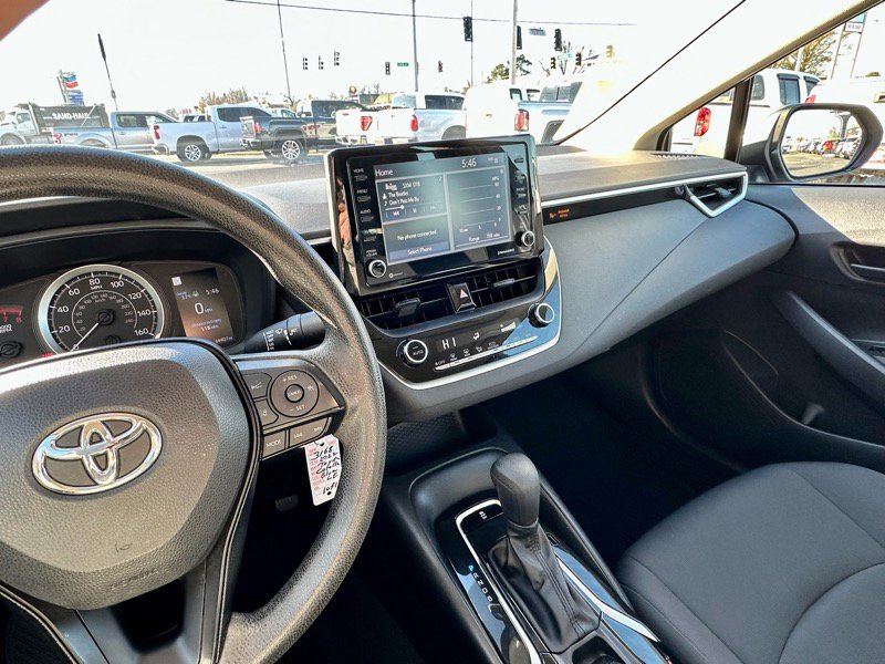 Used 2022 Toyota Corolla LE image 17