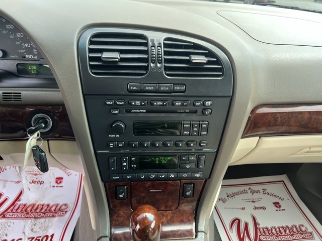 Used 2002 Lincoln LS image 23