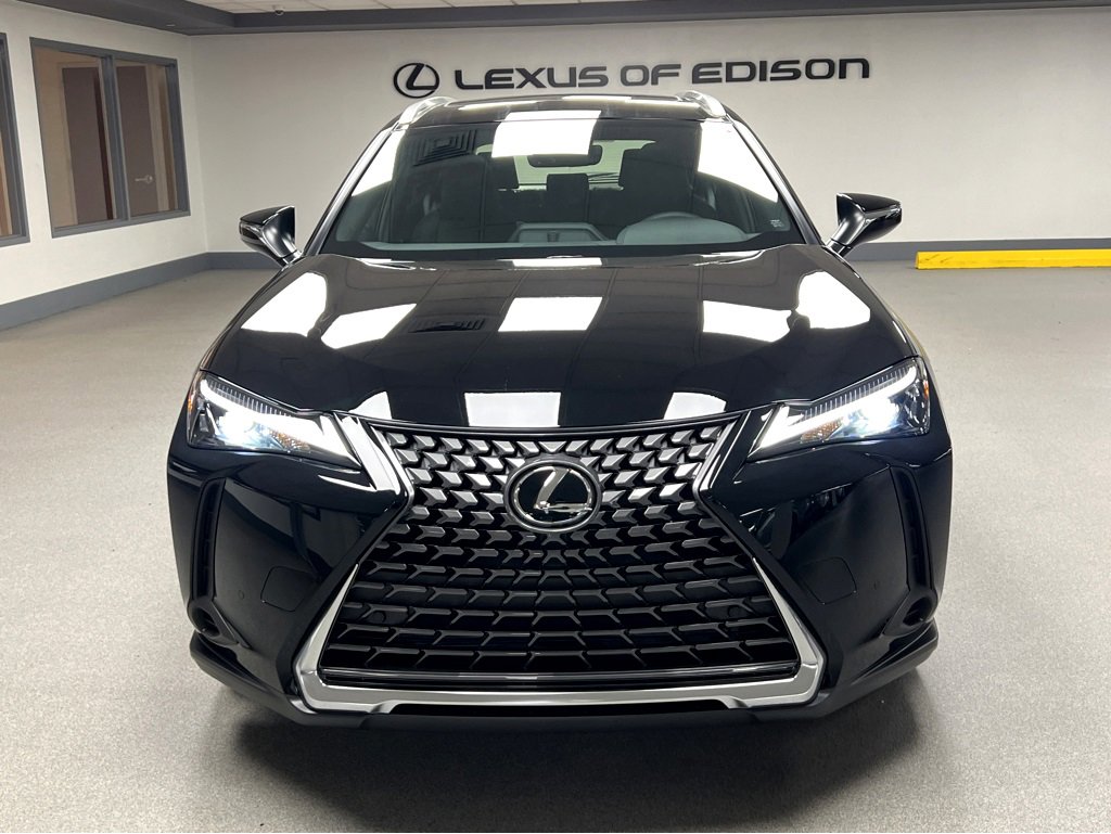 New 2025 Lexus UX 300h AWD image 2