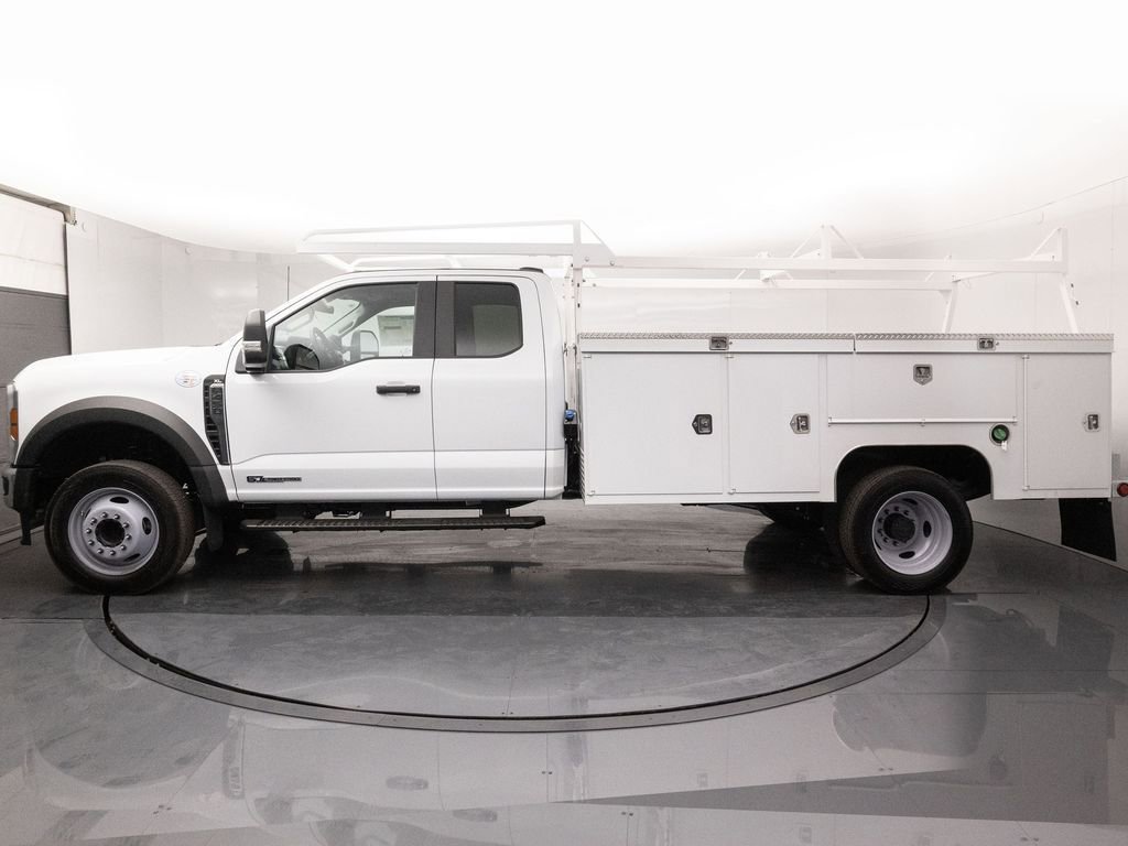 New 2026 Ford F450 XL w/ XL Chrome Package image 5