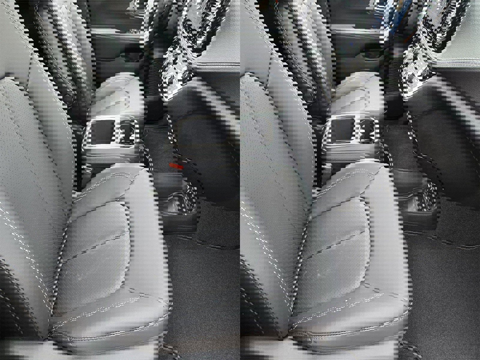 New 2026 Chrysler Pacifica Select image 13