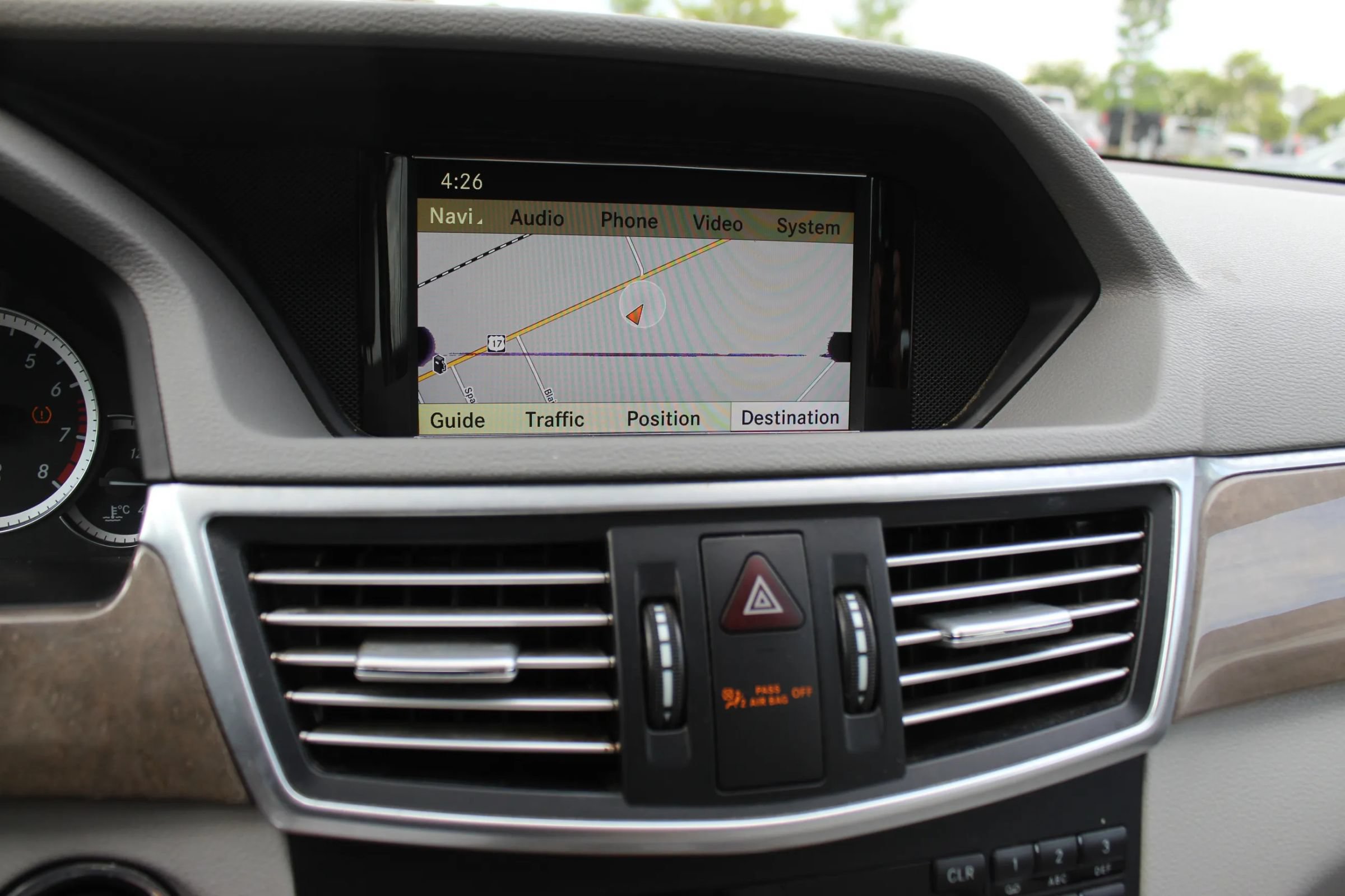Used 2011 Mercedes-Benz E 350 4MATIC Wagon image 15