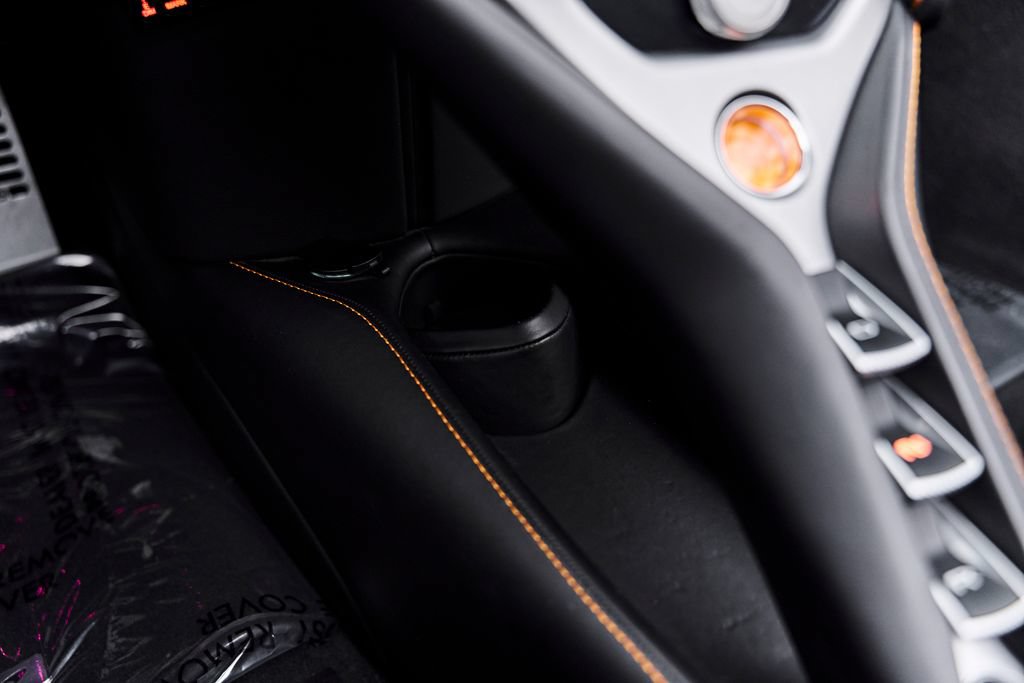 Used 2025 McLaren 750S Spider RWD image 69