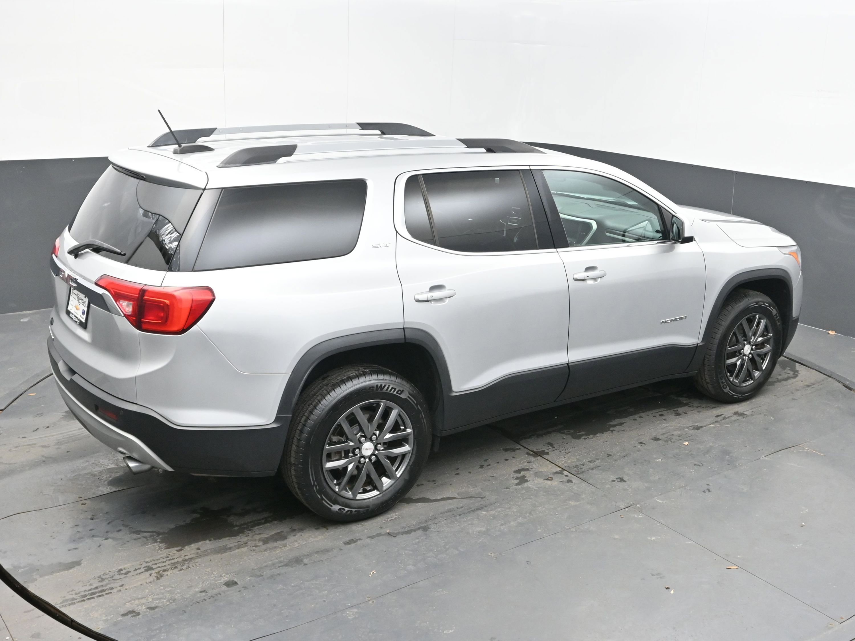 Used 2019 GMC Acadia SLT image 37
