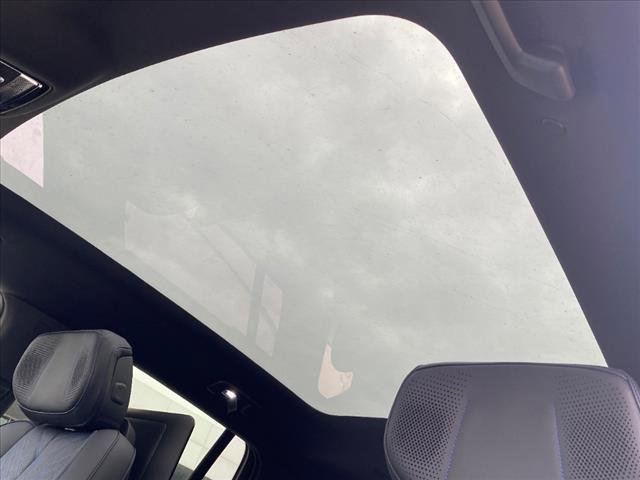 New 2025 Cadillac Escalade IQ Luxury 1 w/ Smart Trailering package image 4