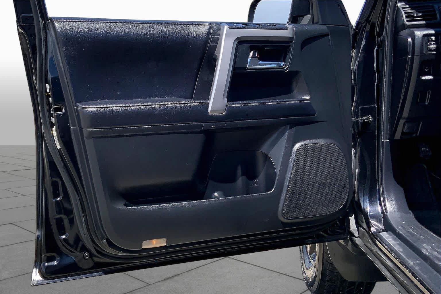 Used 2019 Toyota 4Runner SR5 RWD image 21