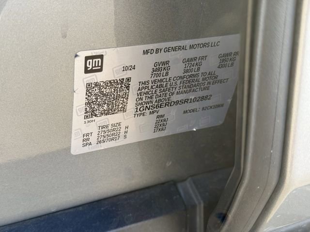 Certified 2025 Chevrolet Suburban RST image 36