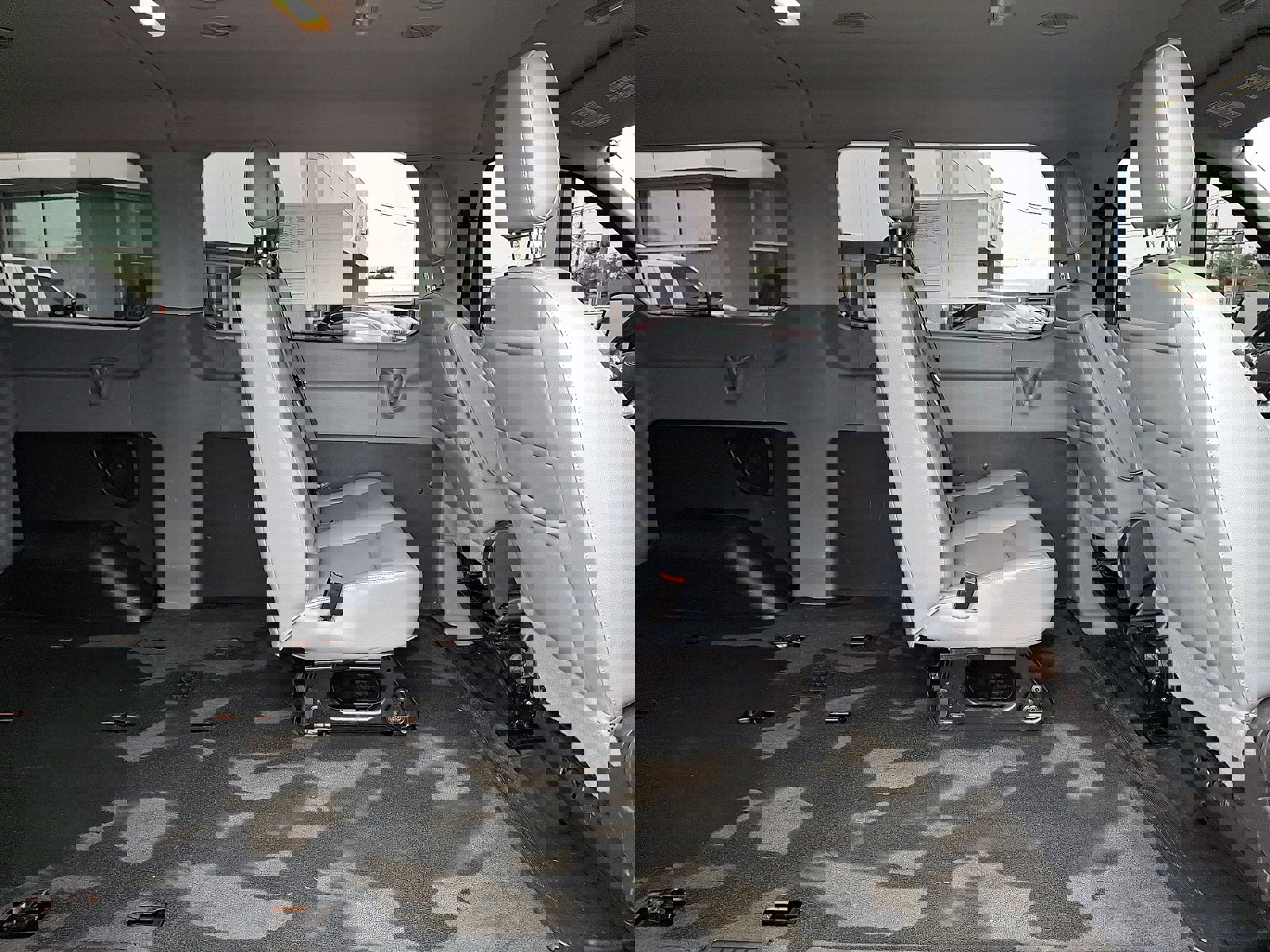 Used 2018 Ford Transit 150 XL RWD image 10