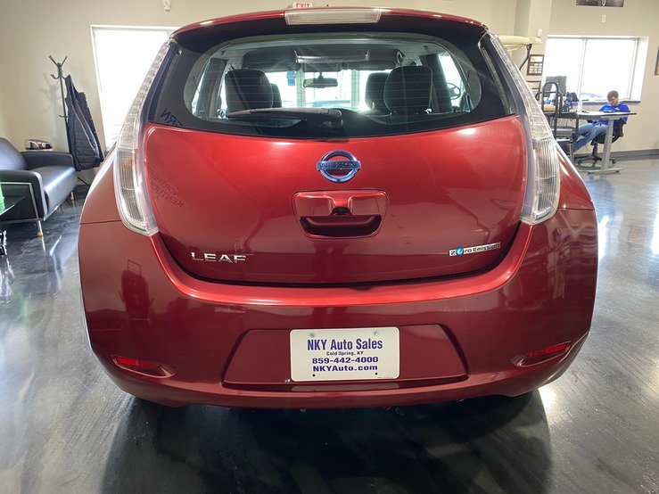 Used 2013 Nissan Leaf SV w/ LED & Quick Charge Pkg FWD image 5