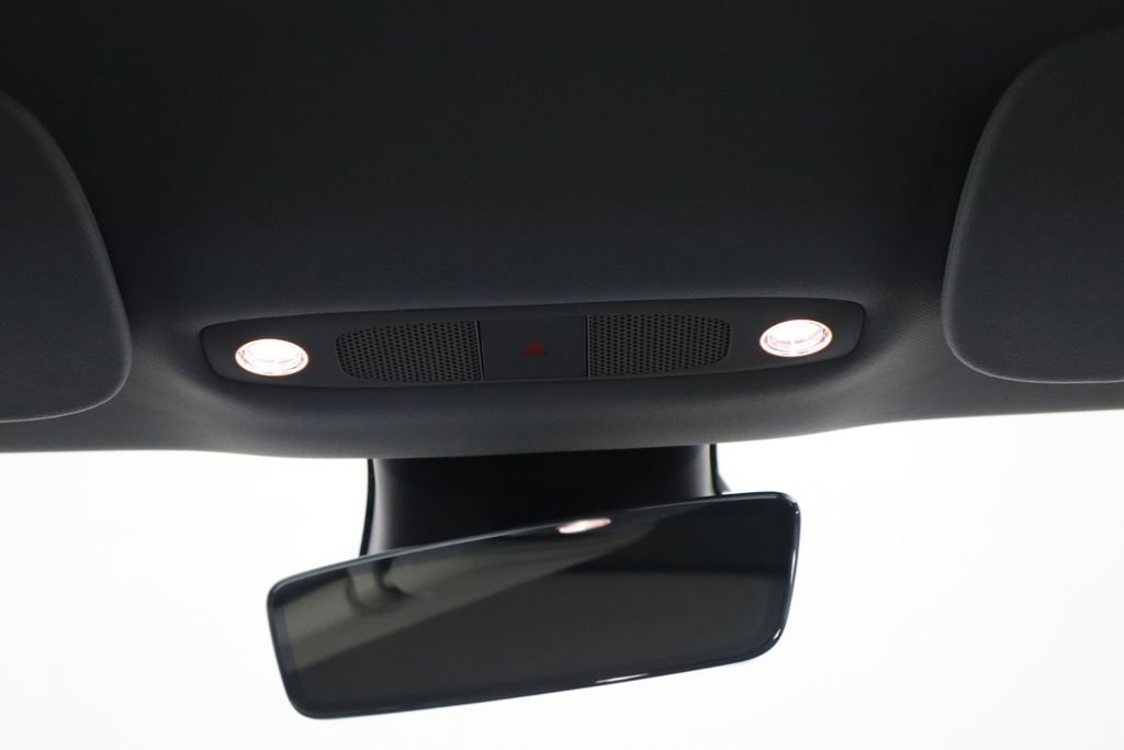 Used 2018 Tesla Model 3 Long Range image 23