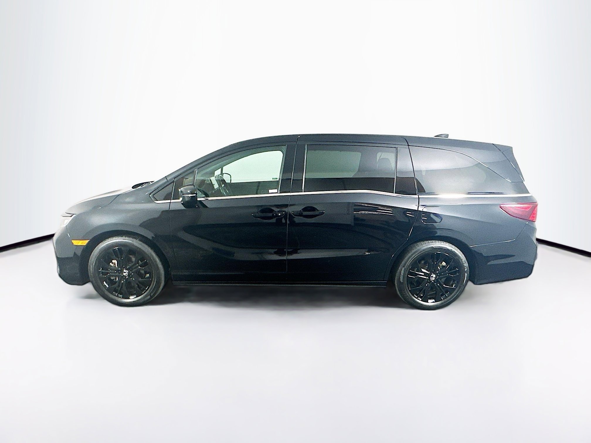 Used 2025 Honda Odyssey Sport-L image 4