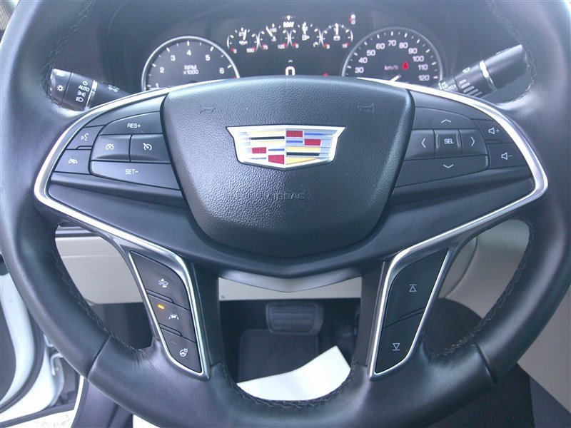 Used 2018 Cadillac CT6 Luxury image 11