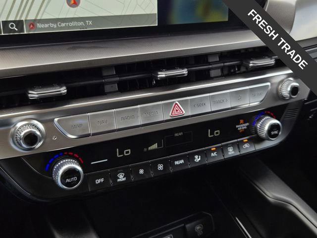Used 2025 Kia Telluride LX FWD image 24