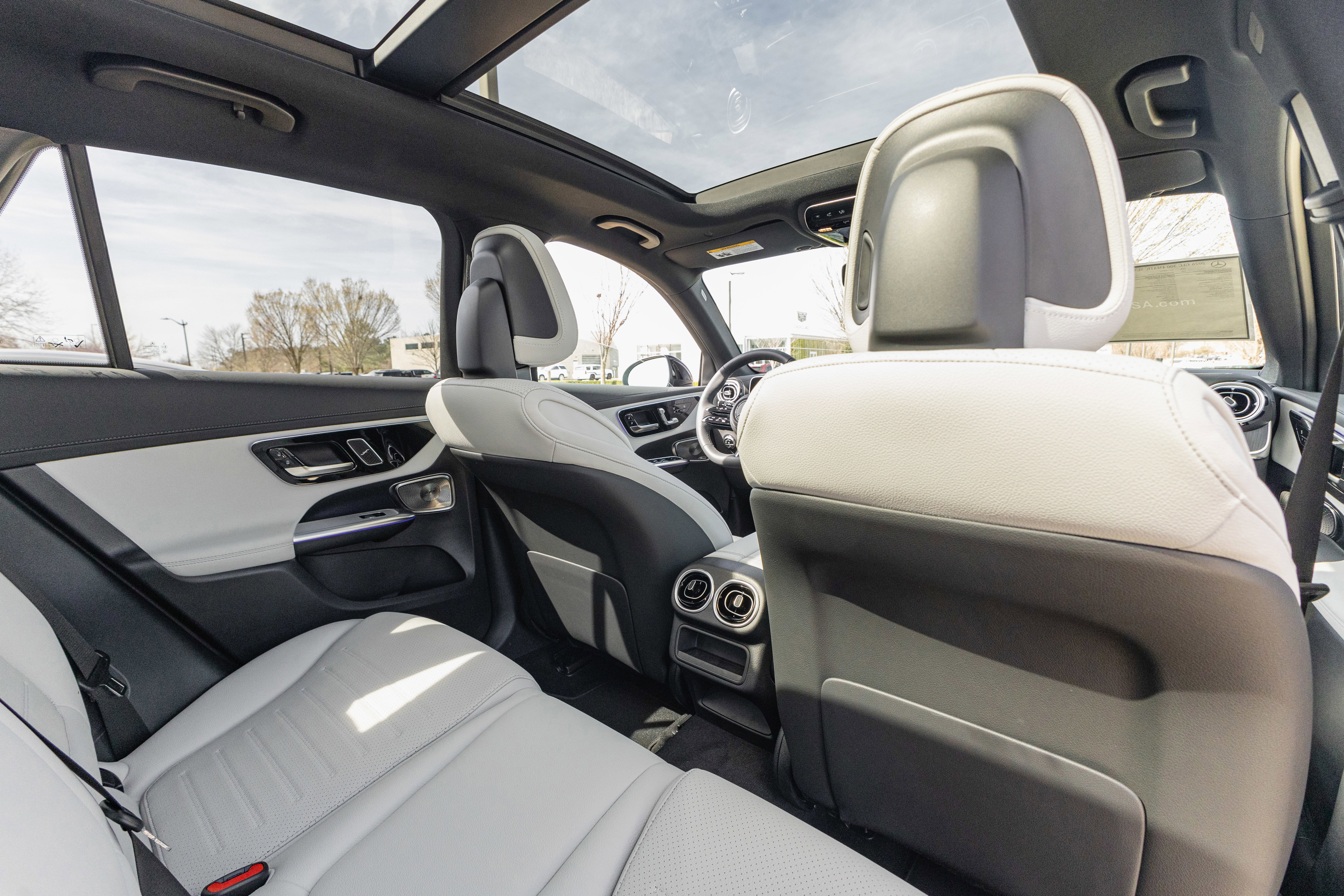 New 2026 Mercedes-Benz GLC 300 4MATIC image 30