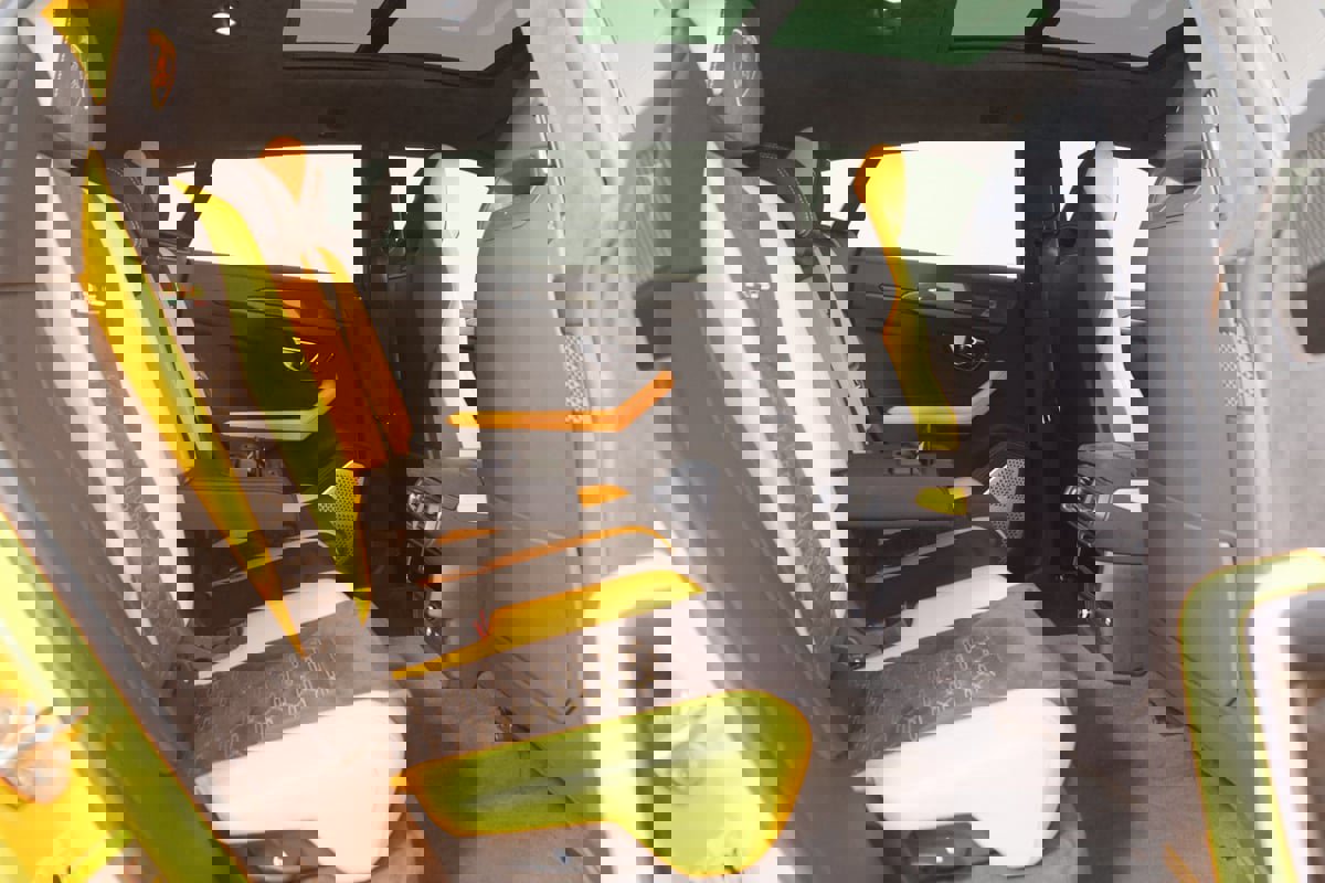 Used 2021 Lamborghini Urus image 18