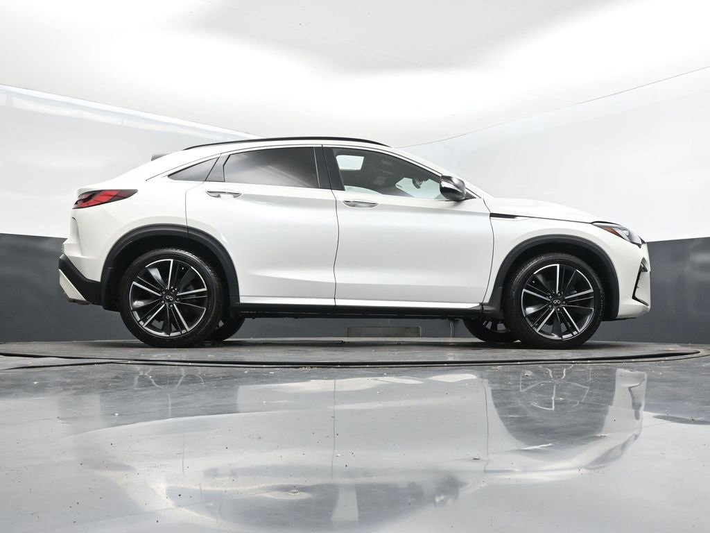 Used 2023 INFINITI QX55 Luxe w/ Cargo Package image 43