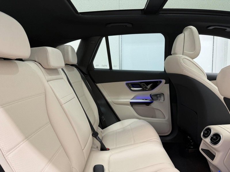 New 2026 Mercedes-Benz GLC 300 4MATIC image 5