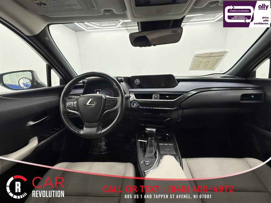 Used 2022 Lexus UX 250h w/ Premium Package AWD/4WD image 9