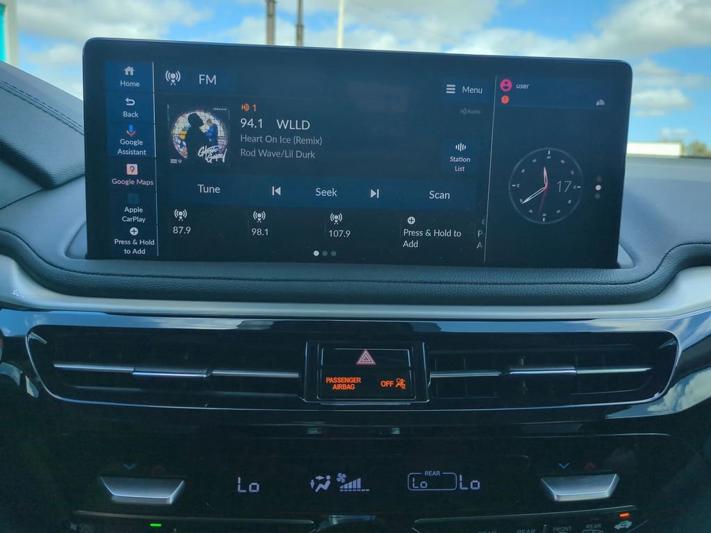 Used 2025 Acura MDX SH-AWD image 21