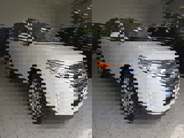 Used 2013 Ford Edge Limited AWD/4WD image 3